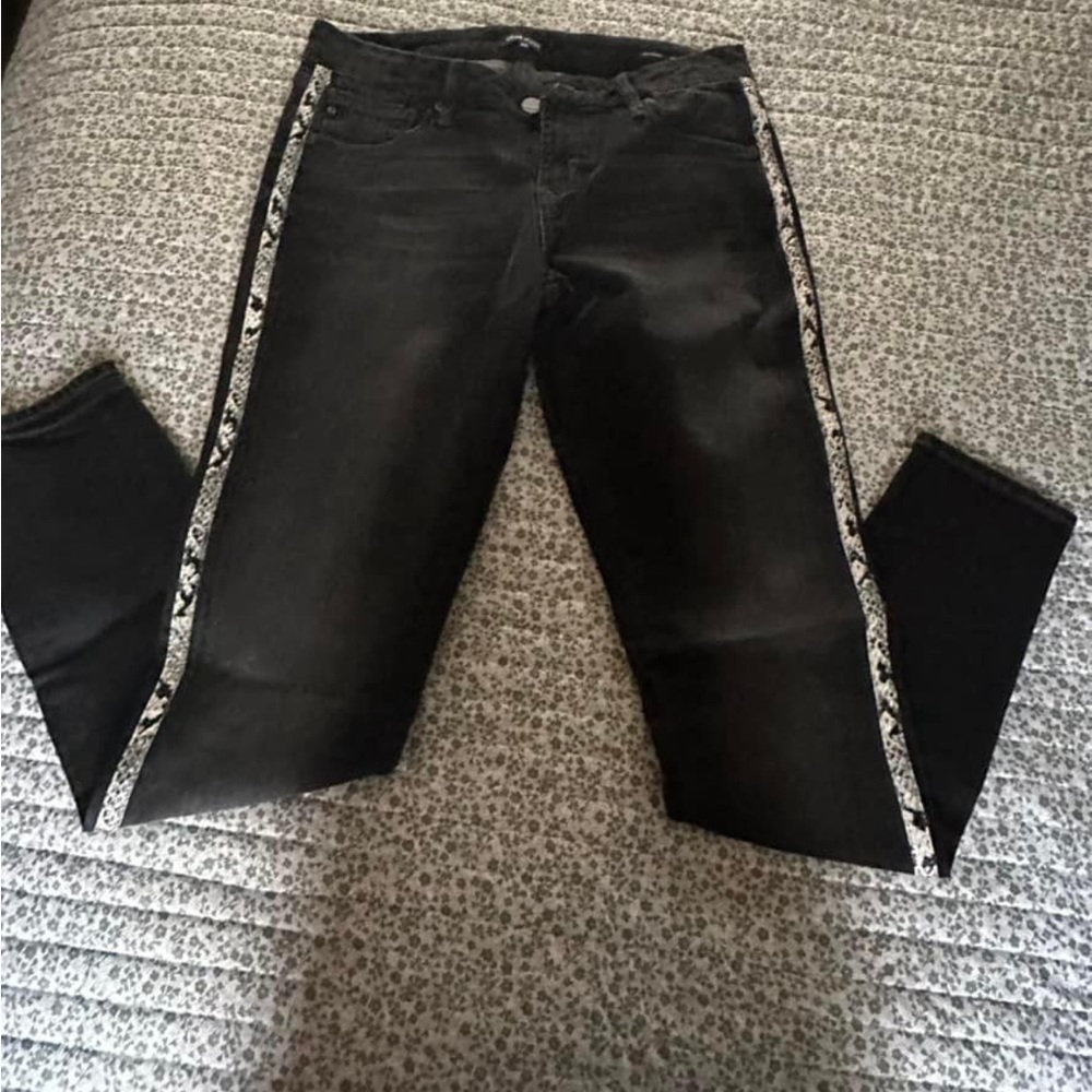NWOT Dear John size 28